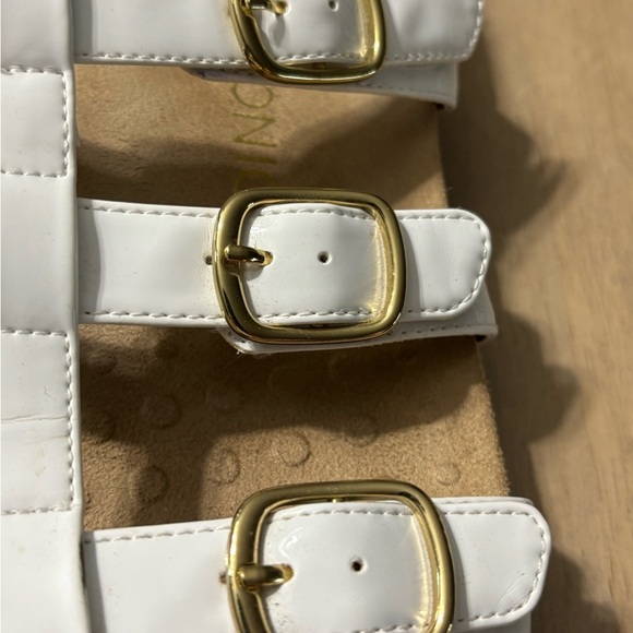 Vionic White Misa Sandals with Gold Buckles Gently Used - Picture 6 of 7